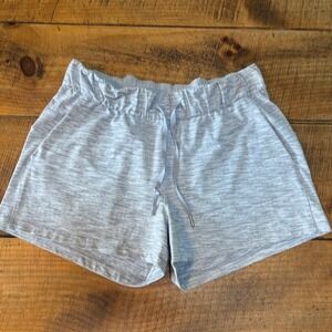 Lululemon Womens On The Fly Short Ice Grey Drawstring Elastic Waist Pockets 8